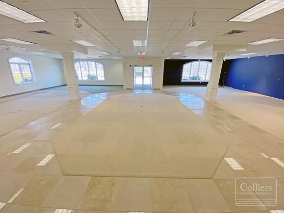 Landmark Commercial Building: 164 Epping Road, Exeter, NH 03833